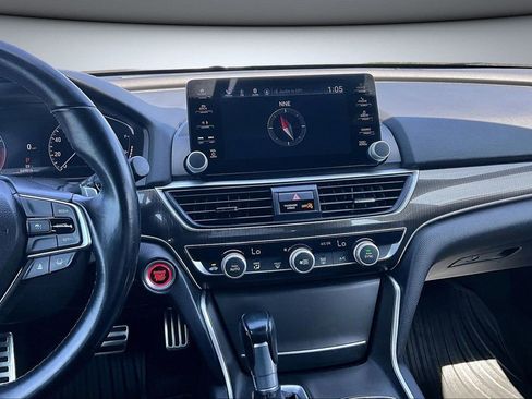 Used 2021 Honda Accord Sport image 9