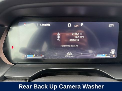 Used 2024 Jeep Grand Cherokee L Limited w/ Luxury Tech Group II image 19