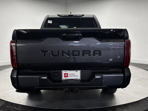 Used 2025 Toyota Tundra Platinum AWD/4WD image 44