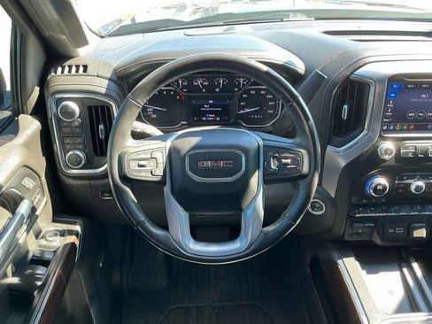 Used 2020 GMC Sierra 1500 SLT w/ SLT Premium Plus Package image 18