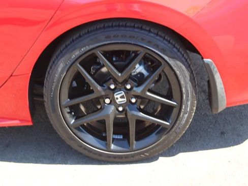 Used 2022 Honda Civic Sport image 11