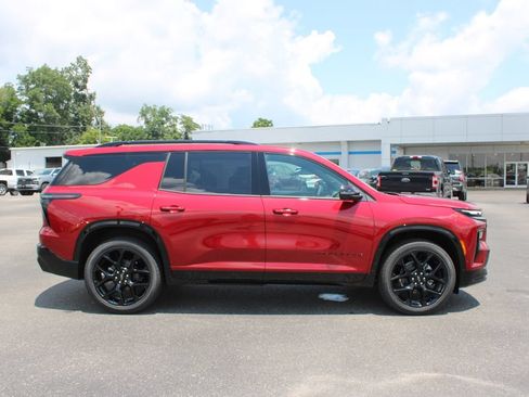 New 2026 Chevrolet Traverse RS FWD image 11
