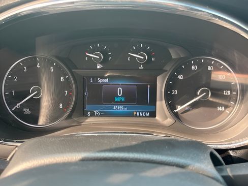 Used 2020 Buick Encore Preferred AWD/4WD image 20