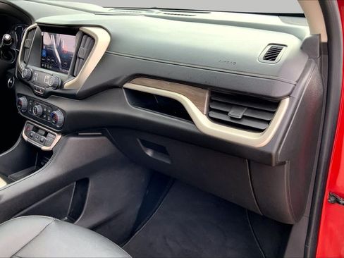Used 2023 GMC Terrain Denali AWD/4WD image 19