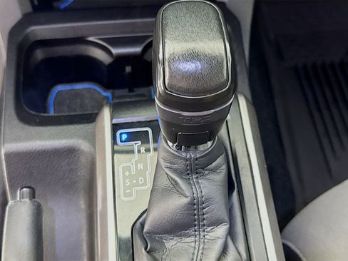 Used 2022 Toyota Tacoma SR5 image 20