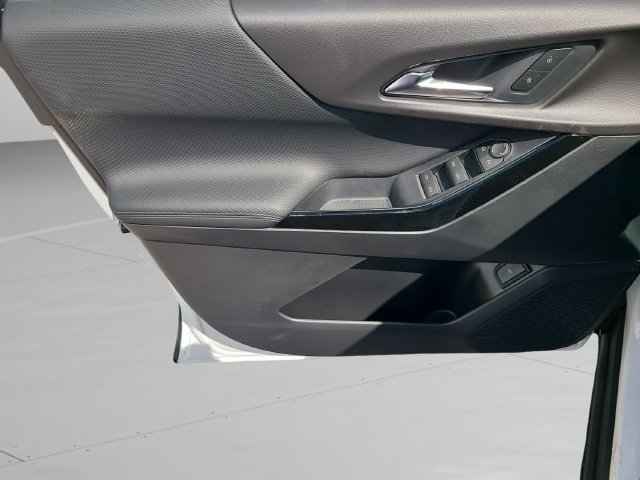 New 2027 Chevrolet Equinox LT w/ Convenience Package II FWD image 19