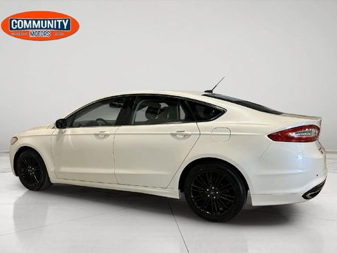 Used 2014 Ford Fusion SE w/ Equipment Group 202A FWD image 4