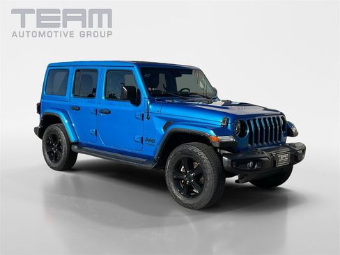 Used 2021 Jeep Wrangler Unlimited Sahara image 1
