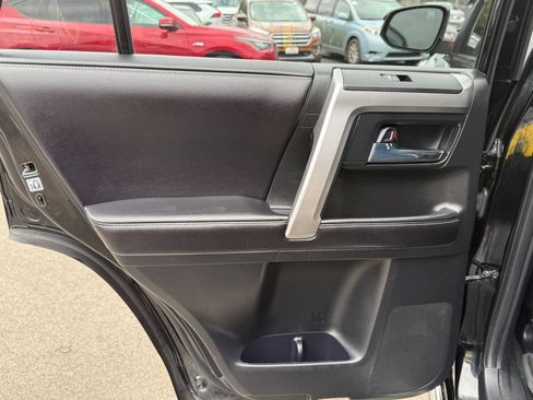 Used 2016 Toyota 4Runner Limited AWD/4WD image 16