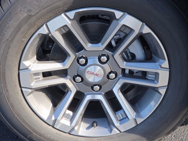 New 2027 GMC Terrain Elevation w/ LPO, Floor Liner Package FWD image 9
