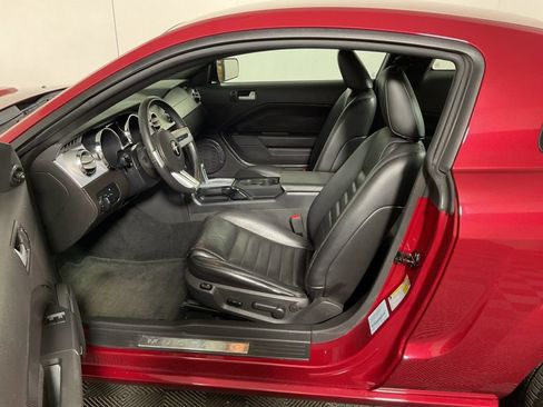 Used 2007 Ford Mustang GT RWD image 16