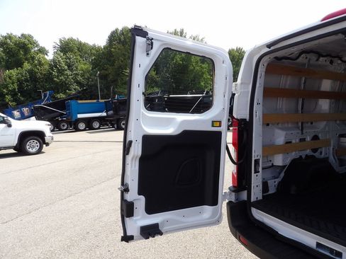 Used 2025 Ford Transit 250 Low Roof w/ Exterior Upgrade Package RWD image 40