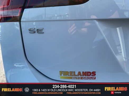 New 2024 Volkswagen Tiguan SE image 16