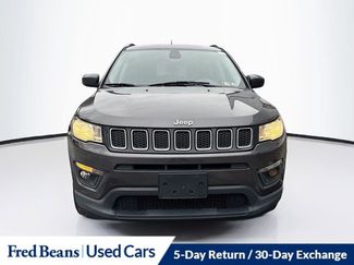 Used 2018 Jeep Compass Latitude w/ Popular Equipment Group video 2