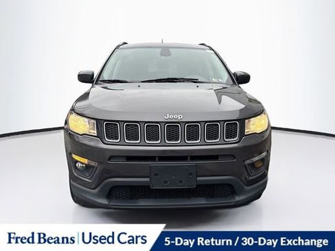 Used 2018 Jeep Compass Latitude w/ Popular Equipment Group image 2