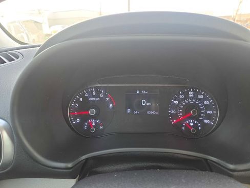 Used 2020 Kia Soul LX image 11