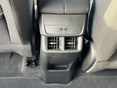 Used 2025 GMC Terrain Elevation image 25