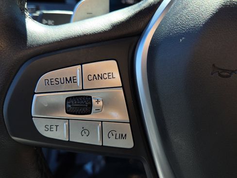 Used 2022 BMW X4 xDrive30i w/ Parking Assistance Package image 30