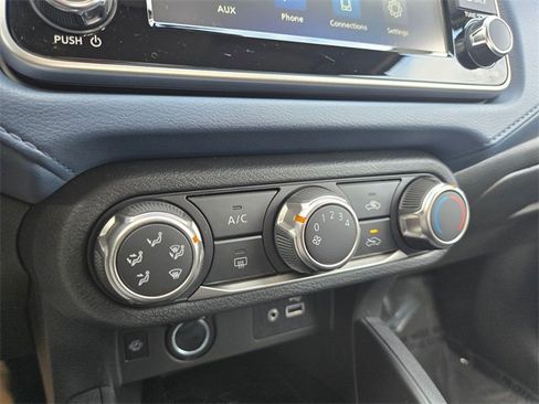 New 2025 Nissan Versa SV image 19