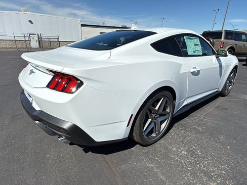 New 2025 Ford Mustang Coupe image 3
