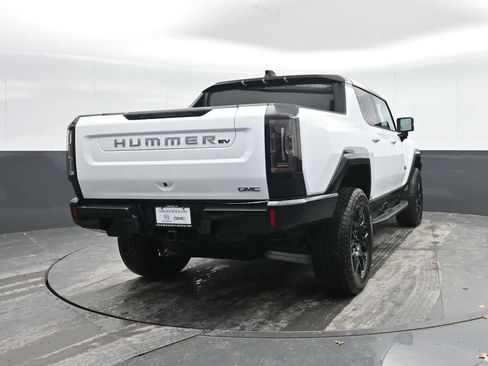 New 2026 GMC Hummer EV 4x4 Crew Cab image 8