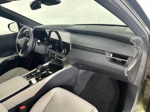 Used 2025 Lexus RX 350 Premium w/ Convenience Package AWD/4WD image 27