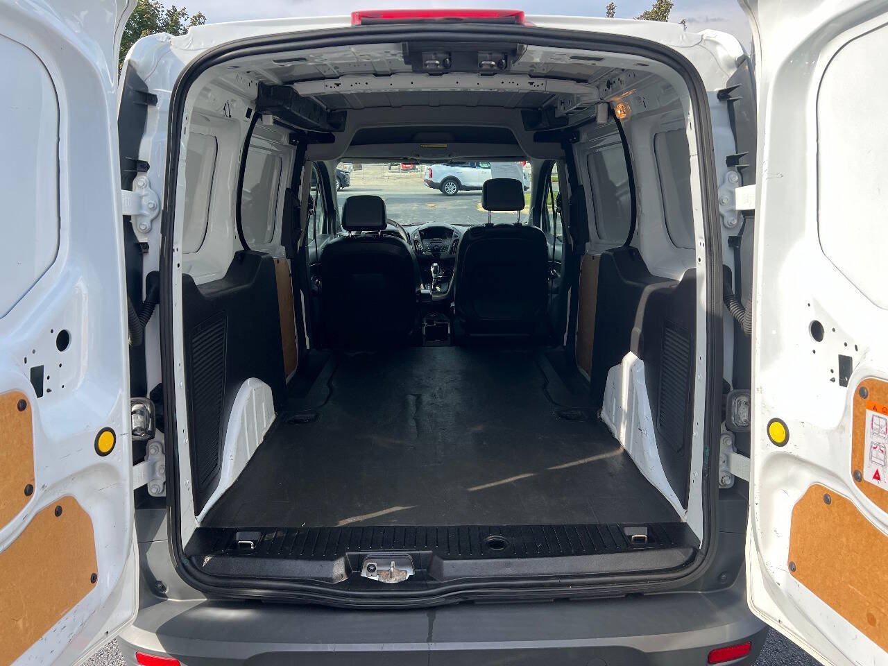 Used 2015 Ford Transit Connect XL FWD image 17