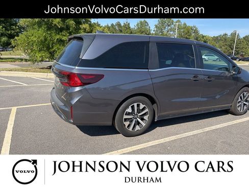 Used 2025 Honda Odyssey EX-L image 11