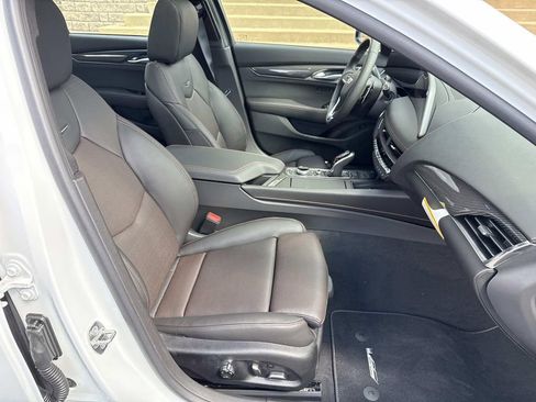 New 2026 Cadillac CT5 V w/ Technology Package image 9