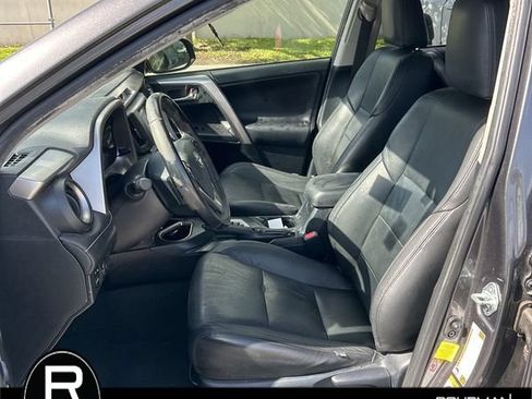 Used 2017 Toyota RAV4 XLE FWD image 10