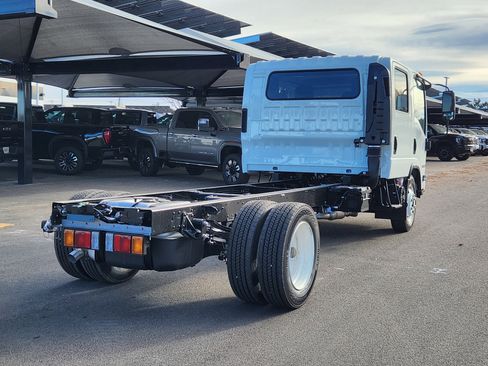 New 2026 Isuzu NPR image 3