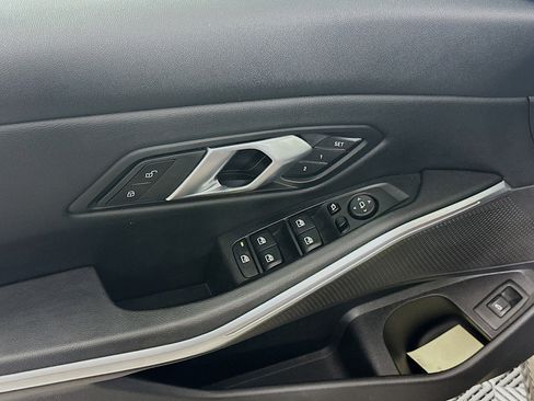 Used 2025 BMW 330i Sedan image 15