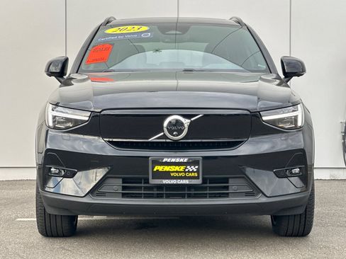 Used 2023 Volvo XC40 Recharge Ultimate w/ Protection Package Premier image 8