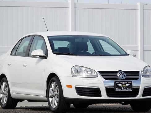 Used 2010 Volkswagen Jetta Limited Edition FWD image 31