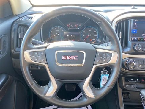 Certified 2022 GMC Canyon Denali image 8