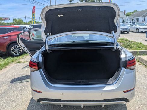 Used 2020 Nissan Sentra SV FWD image 26