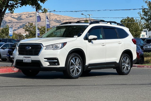 Used 2020 Subaru Ascent Limited w/ Technology Package AWD/4WD image 8