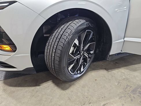Certified 2025 Hyundai Sonata SEL FWD image 31