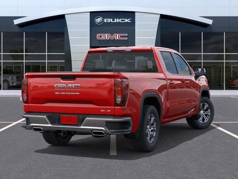 New 2026 GMC Sierra 1500 SLE image 16