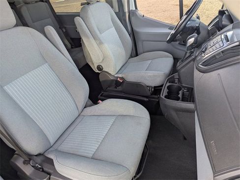 Used 2016 Ford Transit 350 XLT image 10
