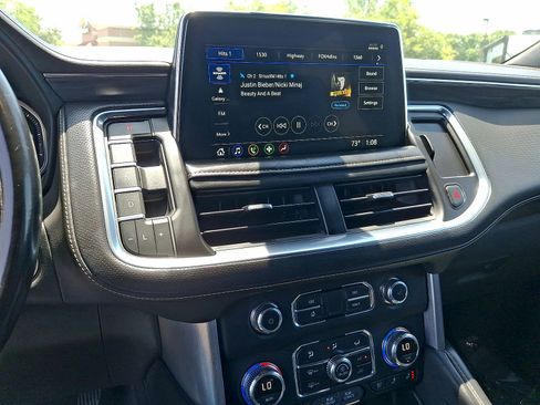 Used 2021 GMC Yukon SLT AWD/4WD image 14