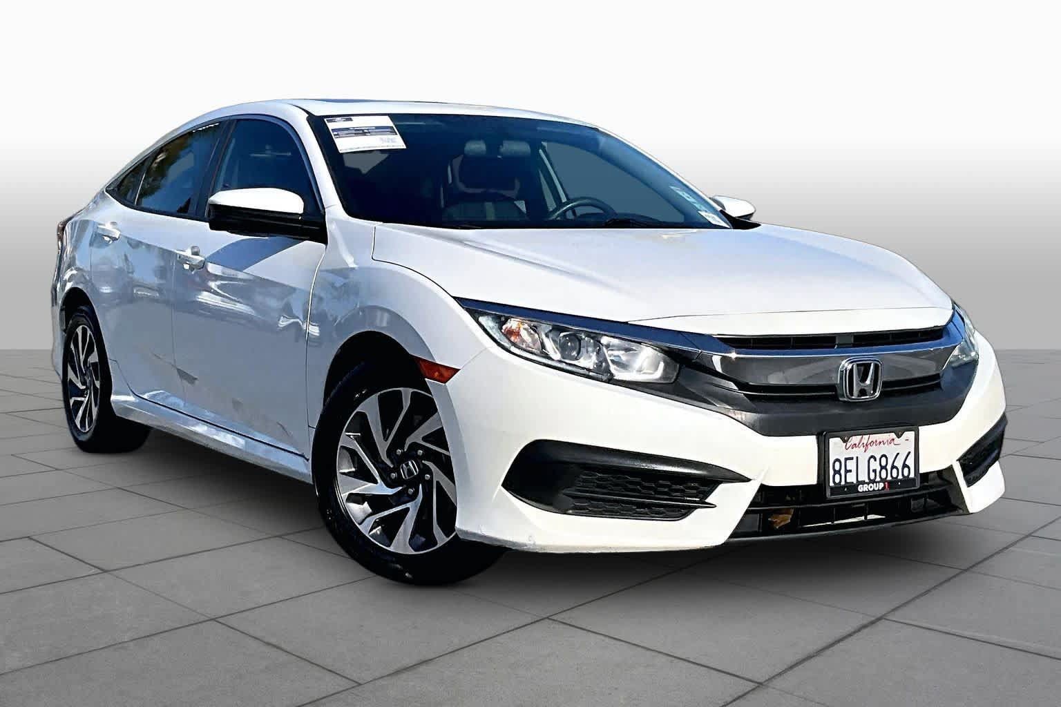 Used 2018 Honda Civic EX image 2