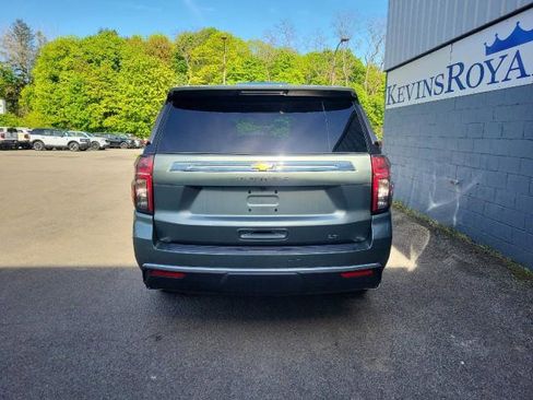 Used 2024 Chevrolet Tahoe LT w/ Luxury Package AWD/4WD image 7