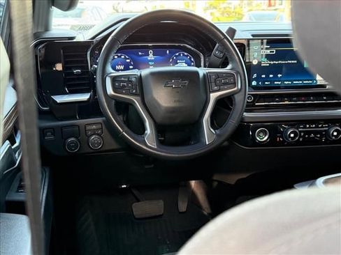 Used 2022 Chevrolet Silverado 1500 RST image 9