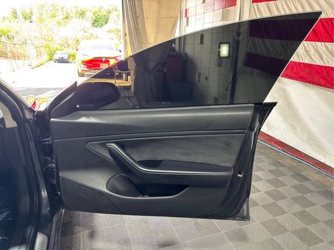 Used 2018 Tesla Model 3 Long Range RWD image 20