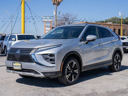 Used 2024 Mitsubishi Eclipse Cross SE image 9