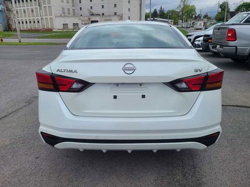 Used 2023 Nissan Altima 2.5 SV FWD image 8