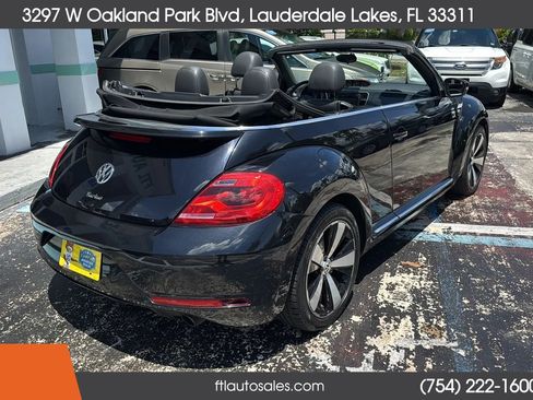 Used 2013 Volkswagen Beetle 2.0T FWD image 10