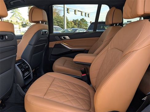 New 2026 BMW X7 xDrive40i image 15