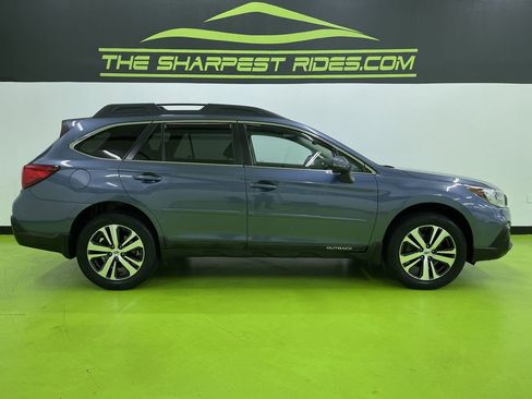 Used 2018 Subaru Outback 2.5i Limited image 11